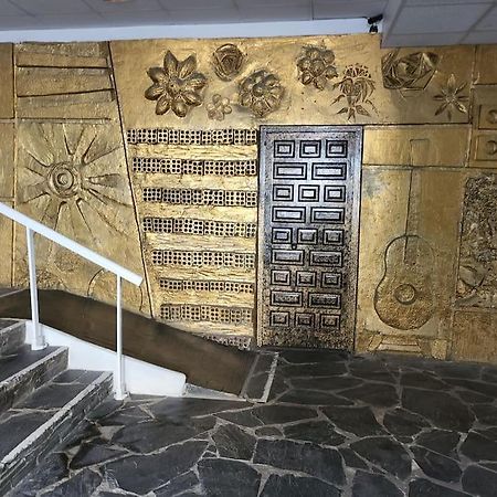 Superbe Apartement En Residence Avec Piscine Roses Exteriér fotografie