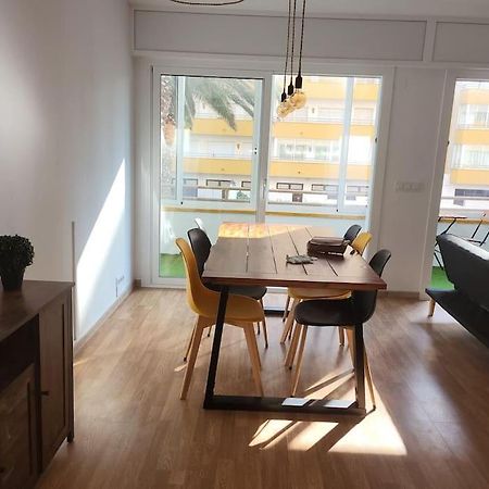 Superbe Apartement En Residence Avec Piscine Roses Exteriér fotografie