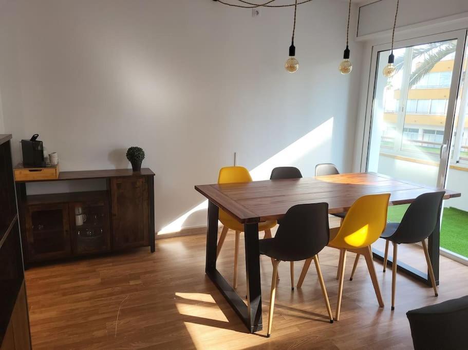 Superbe Apartement En Residence Avec Piscine Roses Exteriér fotografie