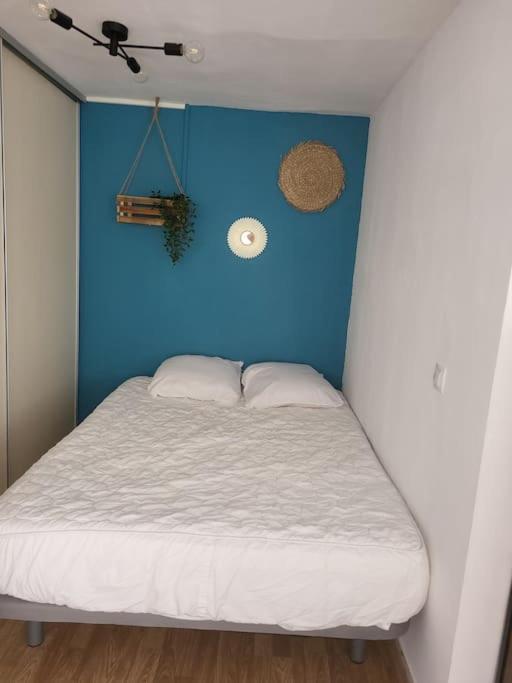 Superbe Apartement En Residence Avec Piscine Roses Exteriér fotografie